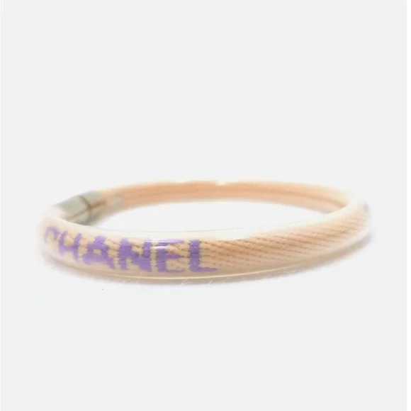 CHANEL Cream and Purple Bracelet with Metallic Clasp - Picture 3 of 8